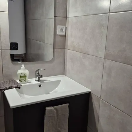 Cosy 17m², Proche Telecabine, 2/4 Pers, Parking - Fr-1-234-351 Apartamento Cauterets